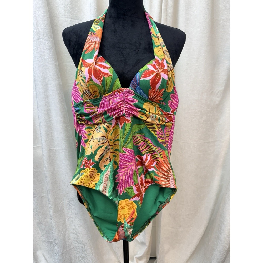 Gibson Latimer Green Floral Halter Swimsuit With Twist Front Size XS  NWT $82.00